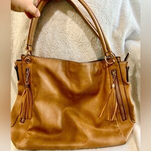 Isabelle Tan Faux Leather Shoulder Bag Tassel Slouchy Hobo Gold Hardware